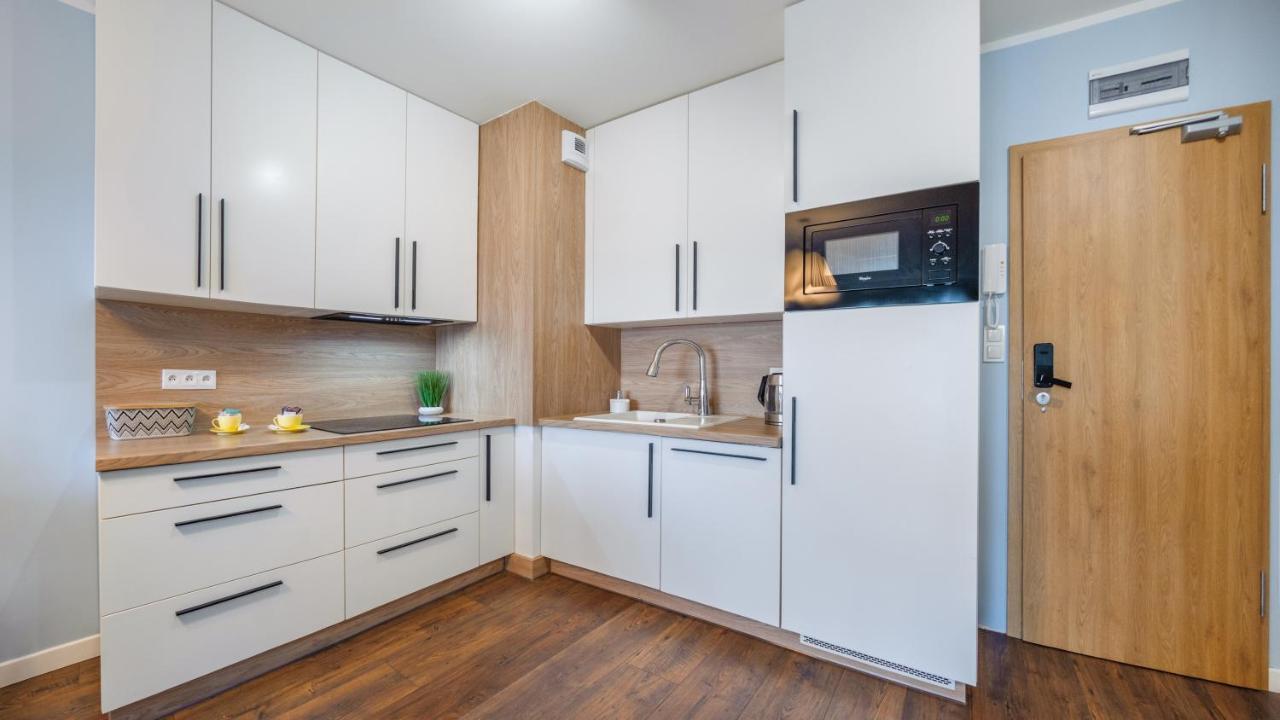 Apartament Blekitna Laguna Z Basenem - Ul Kasprowicza 20A - Holiday City Kolobrzeg Exterior photo